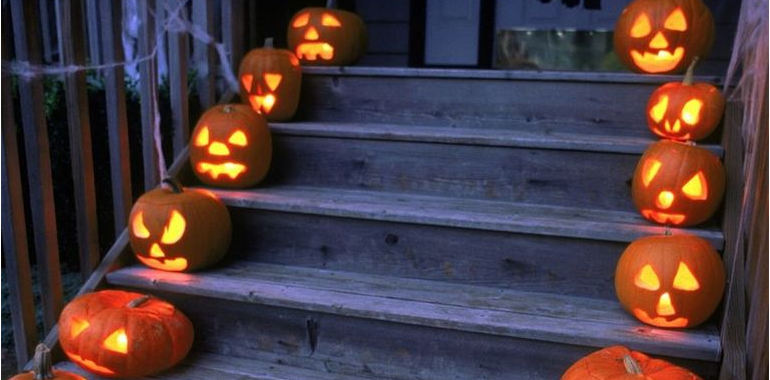 flaming-pumpkins
