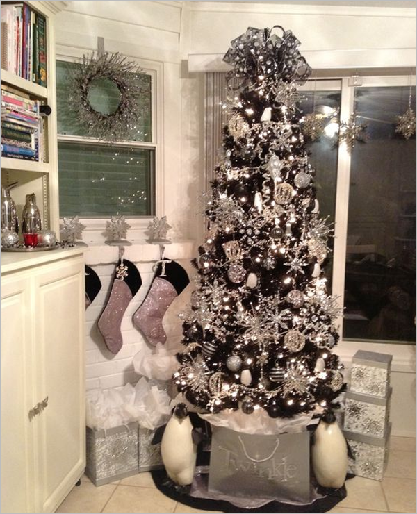 Best FreeÂ Black Christmas Tree Idea