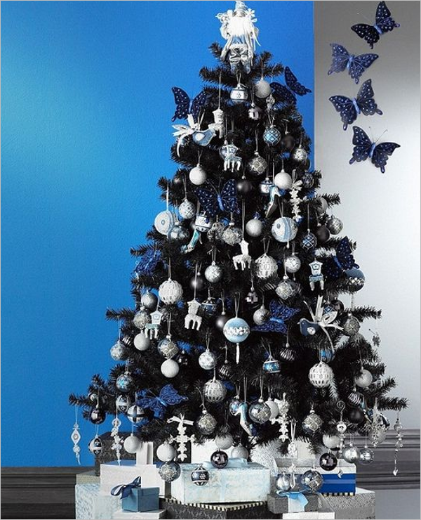 Free Black Christmas Tree Decoration Idea