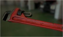 Pipe wrench